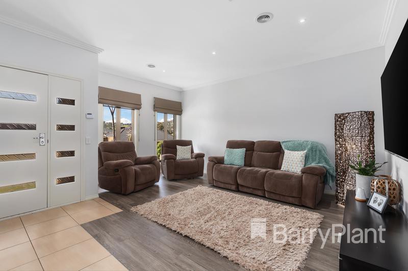1 Rialton RiseSouth Morang, VIC 3752, South Morang - Thumbnail 4