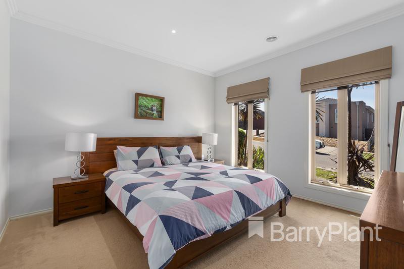 1 Rialton RiseSouth Morang, VIC 3752, South Morang - Thumbnail 5