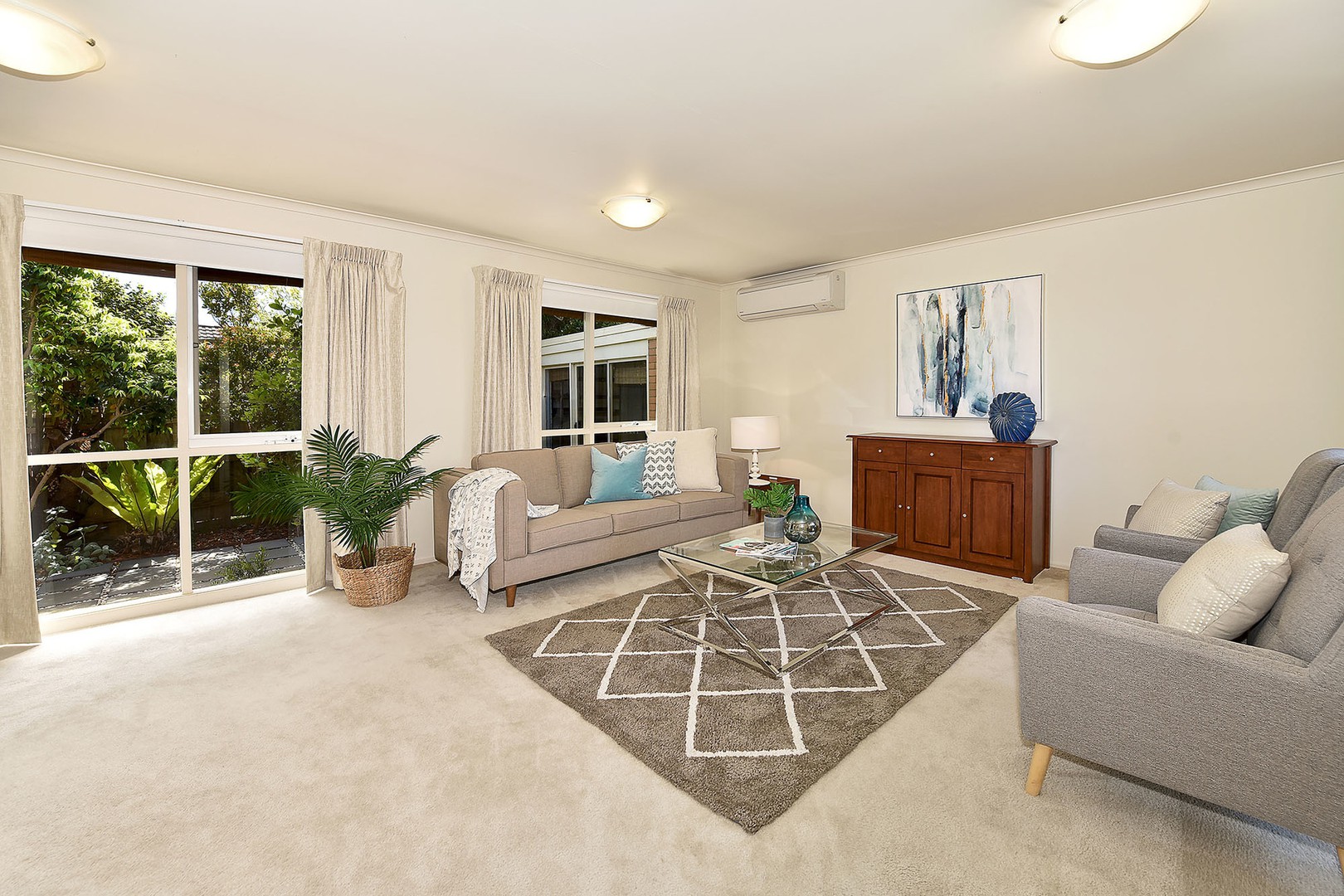 2/5 Ralton AvenueGlen Waverley, VIC 3150, Glen Waverley - Thumbnail 2
