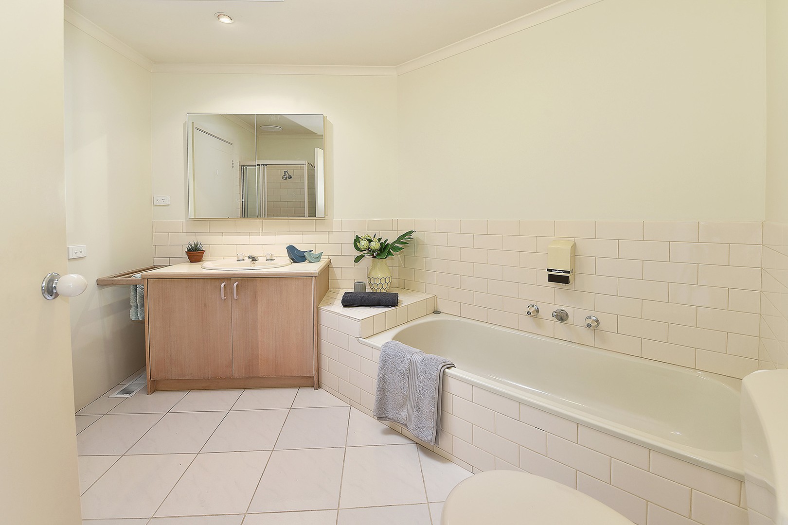 2/5 Ralton AvenueGlen Waverley, VIC 3150, Glen Waverley - Thumbnail 7