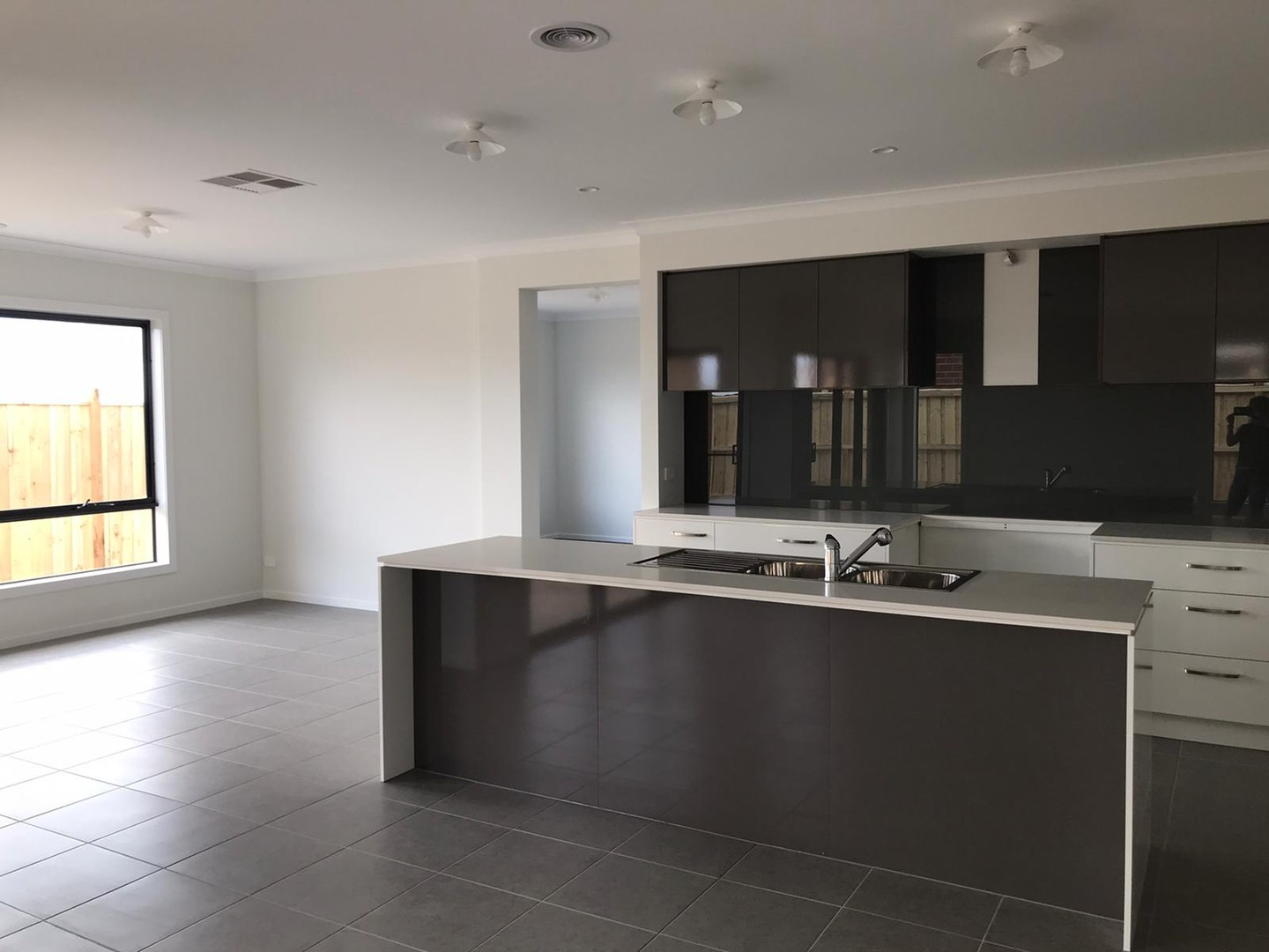 15 Bassett  Avenue, Wyndham Vale, VIC 3024 - Thumbnail 2 - 29/10/2020