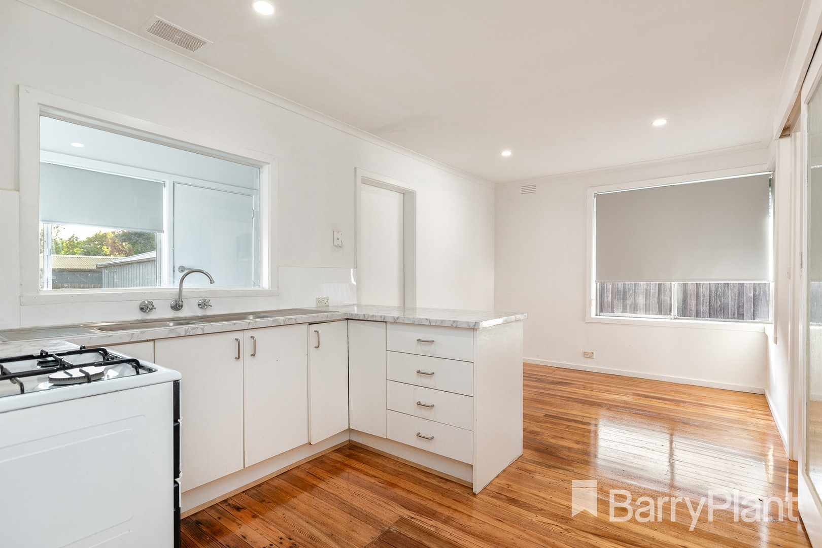 30 Parramatta CrescentNoble Park, VIC 3174, Noble Park - Thumbnail 4