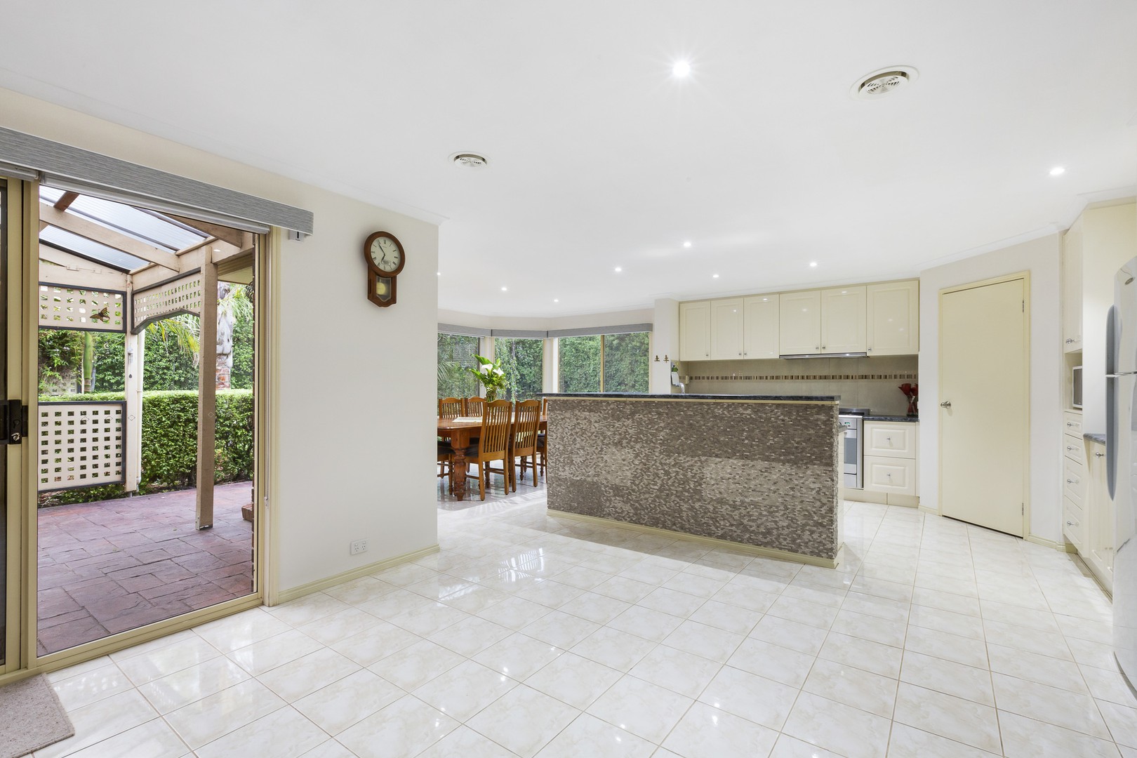 8 Apollo CourtHillside, VIC 3037, Hillside - Thumbnail 5
