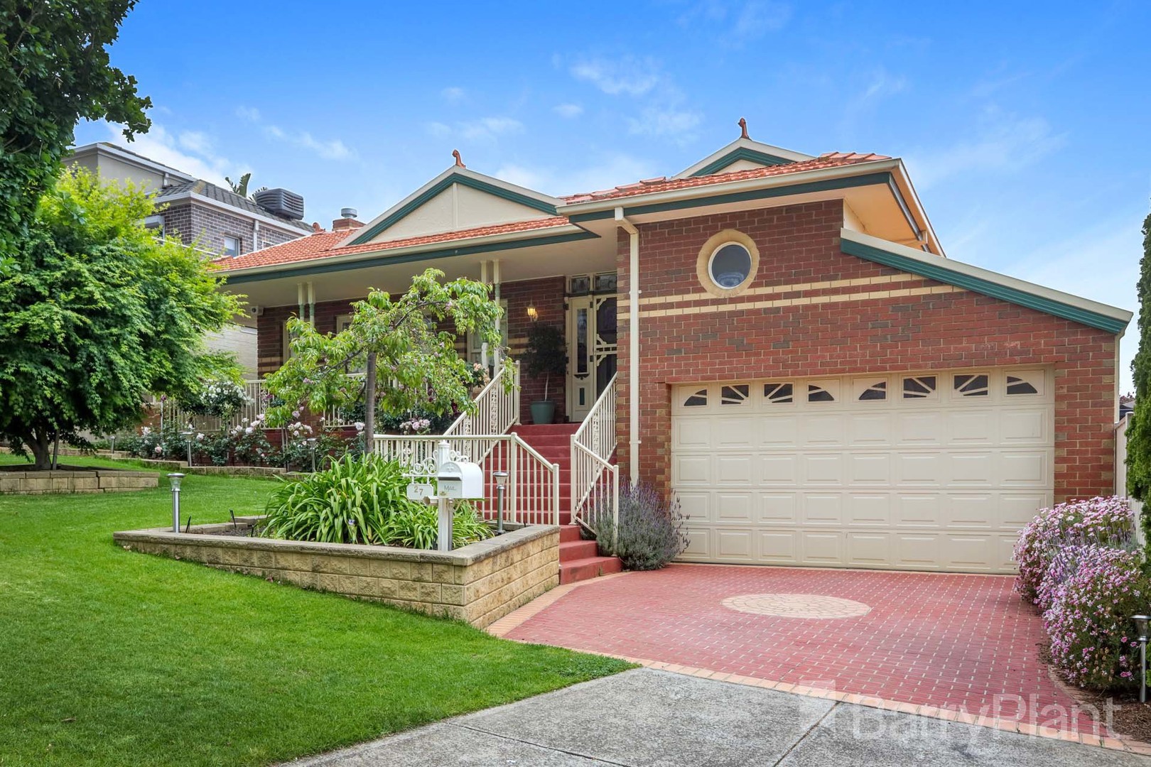 27 Adderley DriveGreenvale, VIC 3059, Greenvale - Thumbnail 2