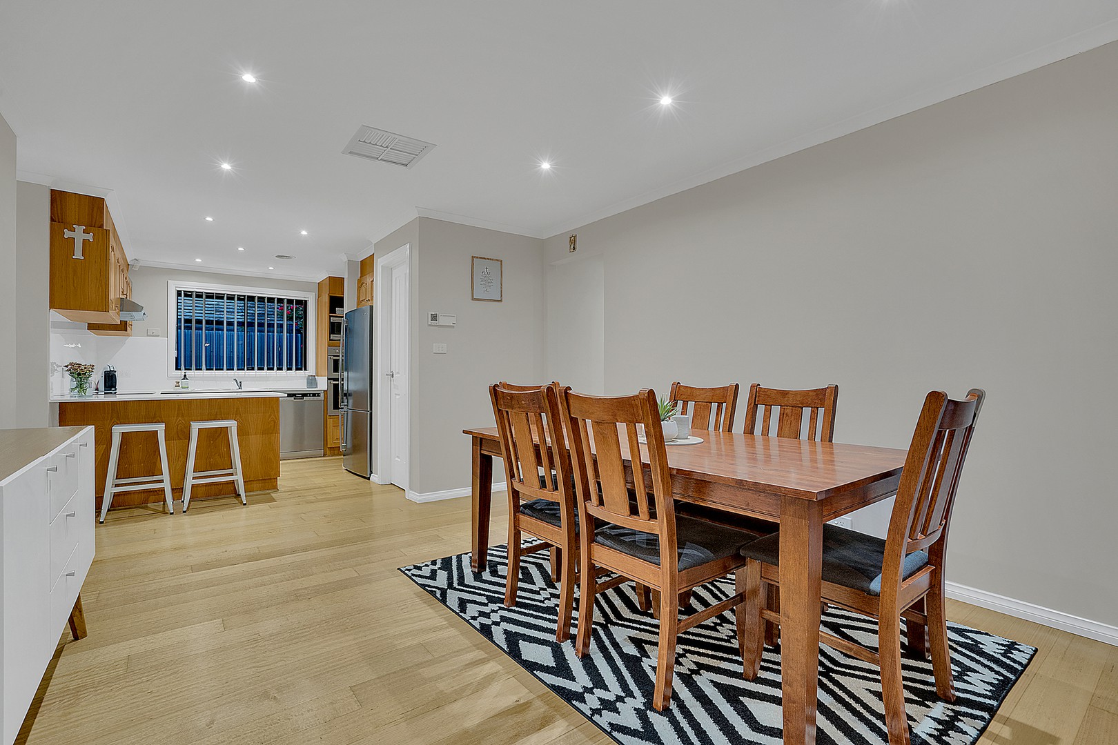 3 Pembroke CrescentCraigieburn, VIC 3064, Craigieburn - Thumbnail 7