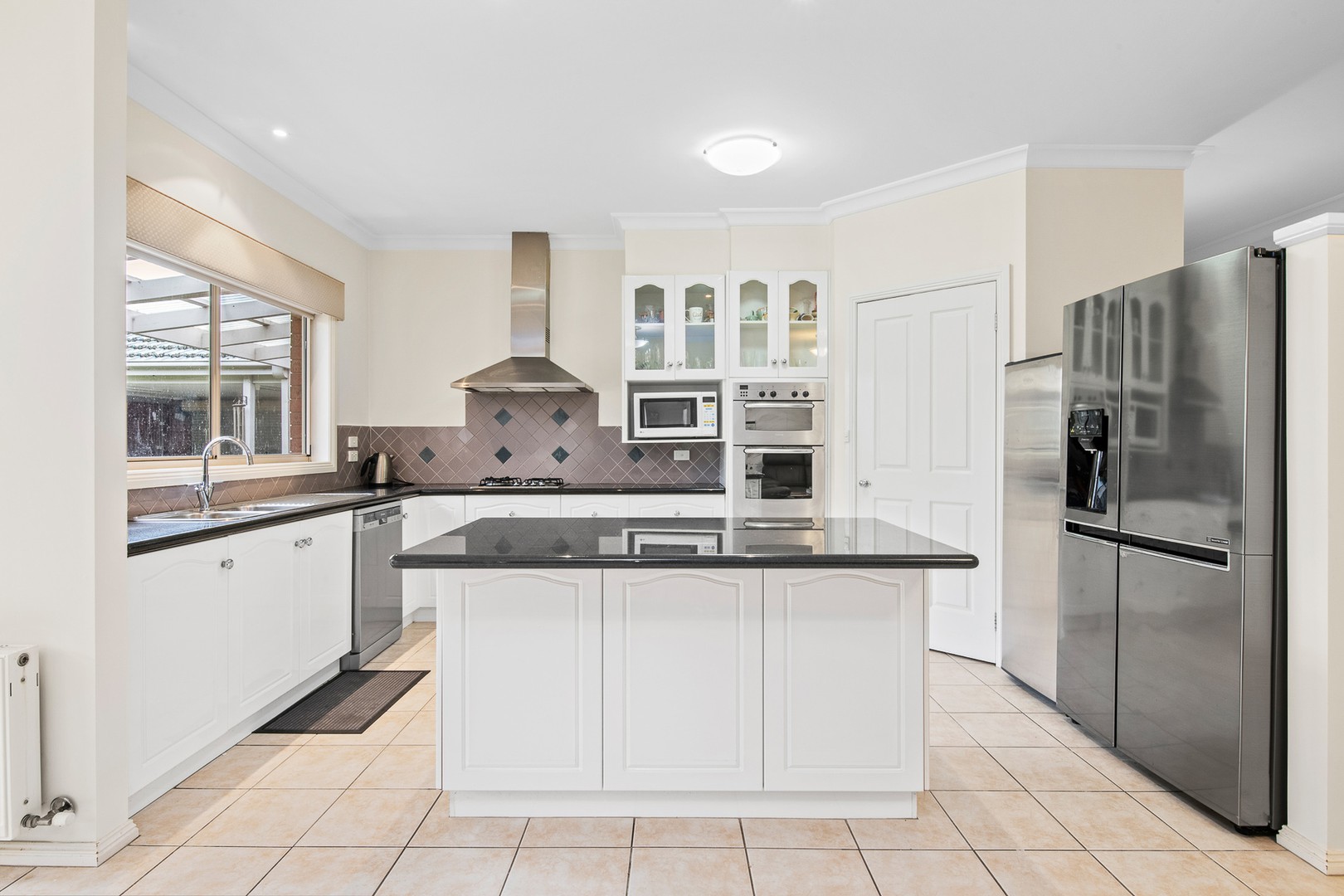 37 Langmore LaneBerwick, VIC 3806, Keysborough - Thumbnail 2