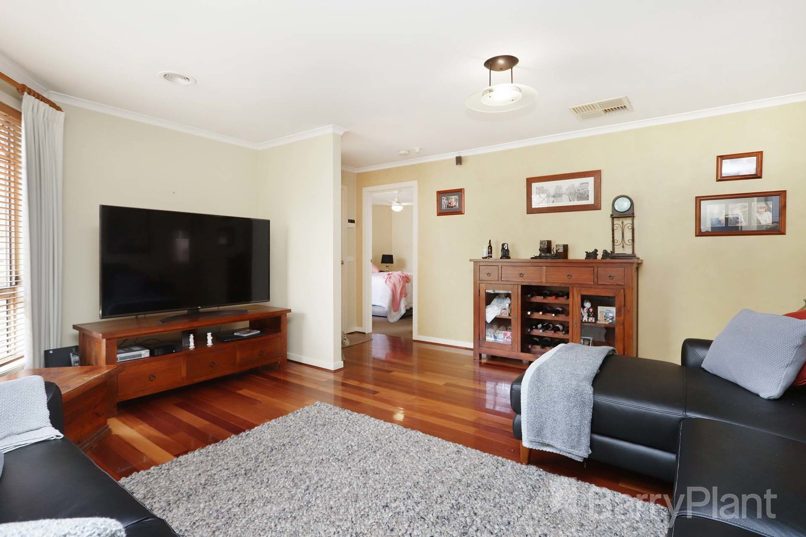 4/47-49 Hillcrest DriveWestmeadows, VIC 3049, Westmeadows - Thumbnail 3