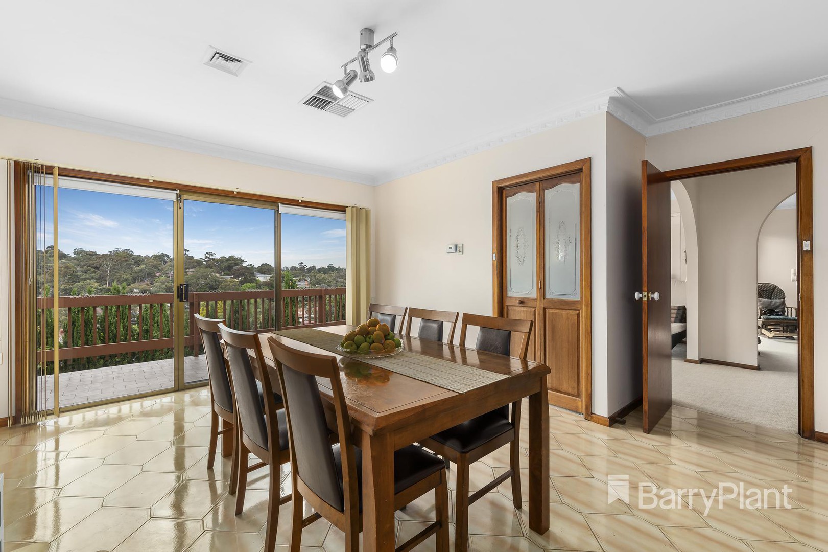 62 Manatunga CircuitGreensborough, VIC 3088, Greensborough - Thumbnail 4