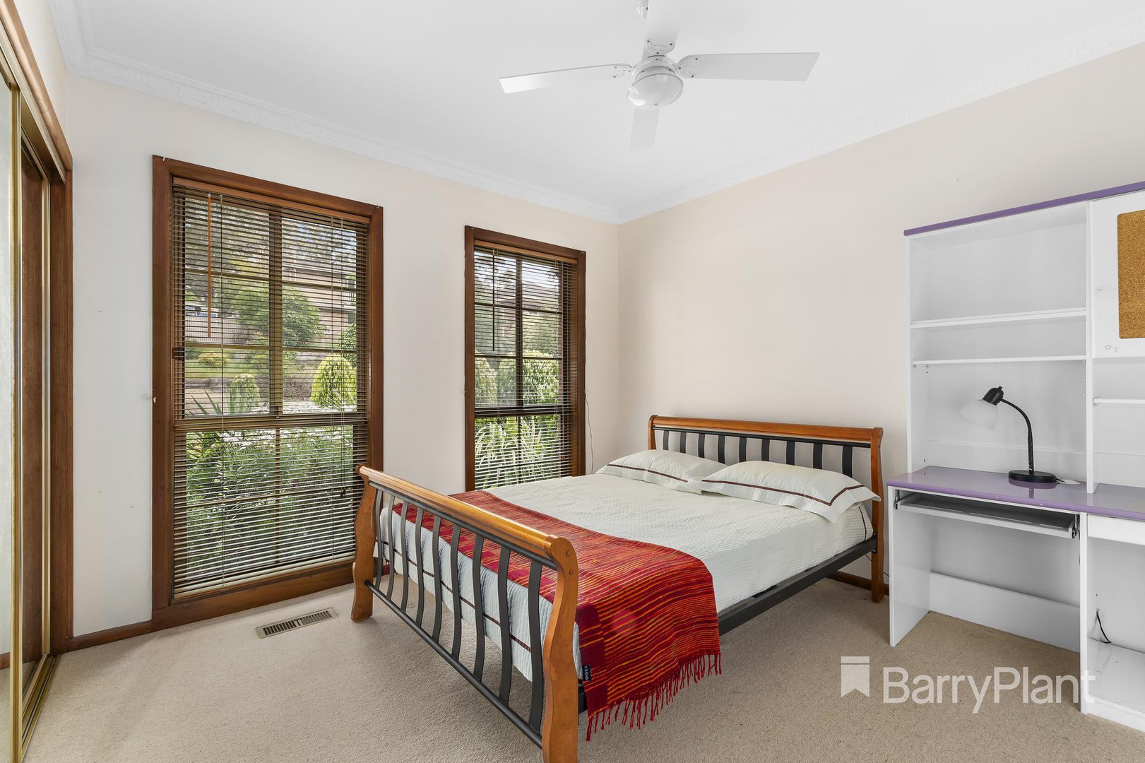 62 Manatunga CircuitGreensborough, VIC 3088, Greensborough - Thumbnail 7