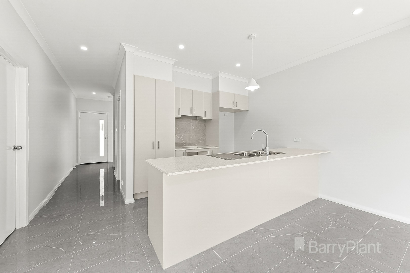 1/11 Washington StreetSt Albans, VIC 3021, St Albans - Thumbnail 2
