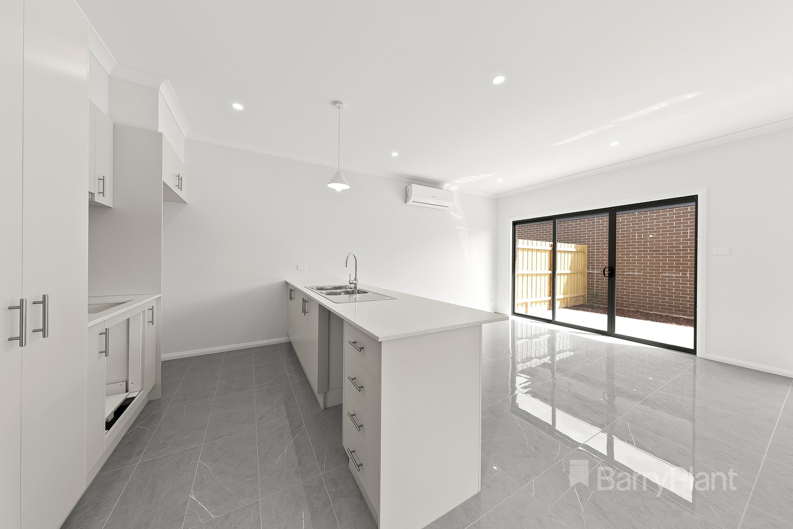 1/11 Washington StreetSt Albans, VIC 3021, St Albans - Thumbnail 7