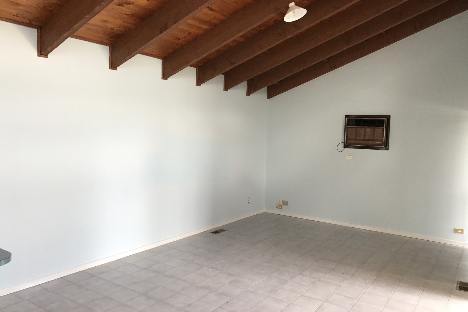 1/102 Lynch Road, Fawkner, VIC 3060 - Thumbnail 1 - 04/11/2020