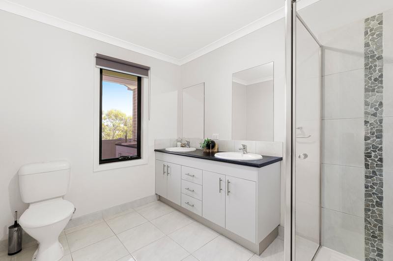 8 Mallard MewsSouth Morang, VIC 3752, South Morang - Thumbnail 8