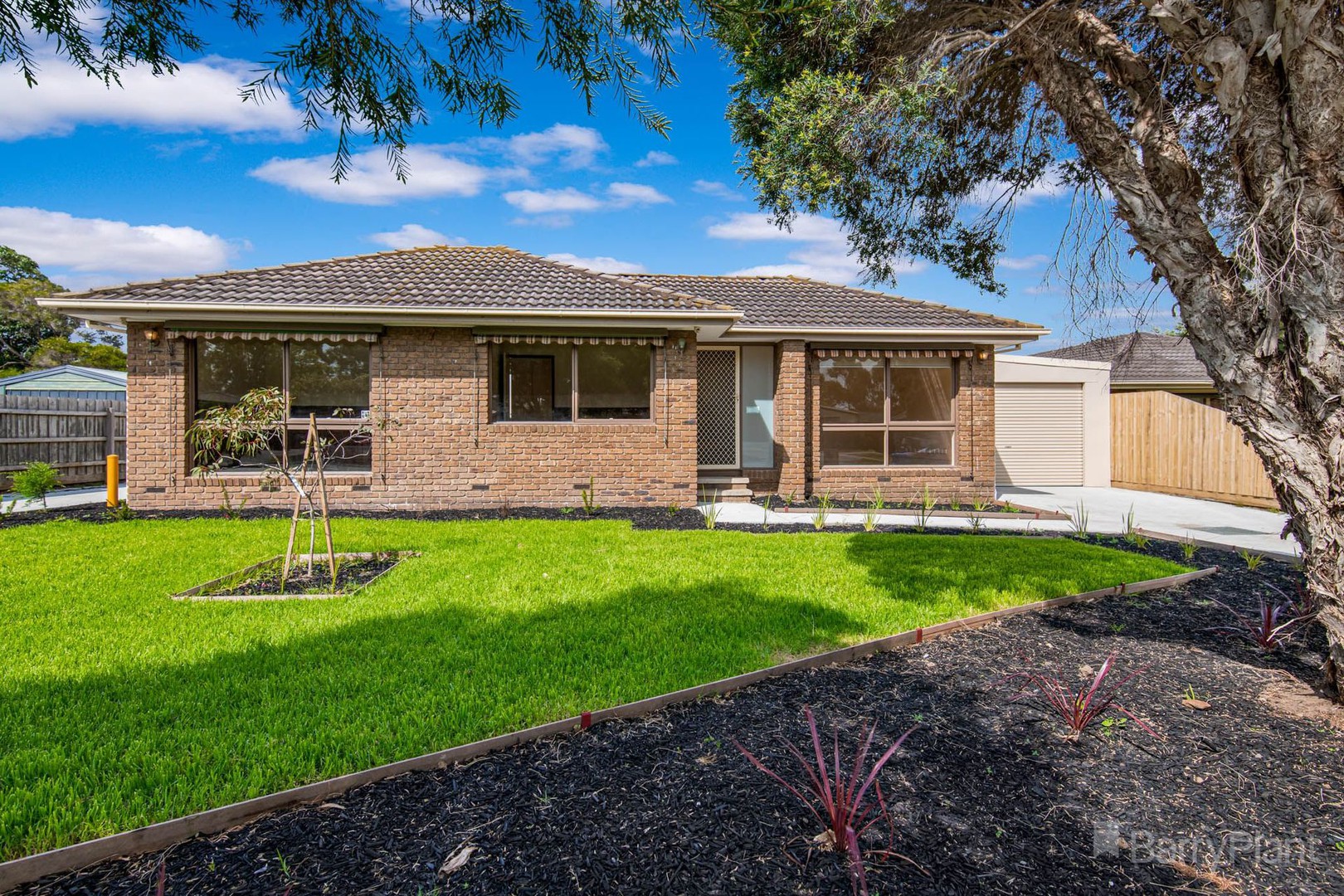 7 Burke CourtCranbourne North, VIC 3977, Cranbourne North - Thumbnail 2