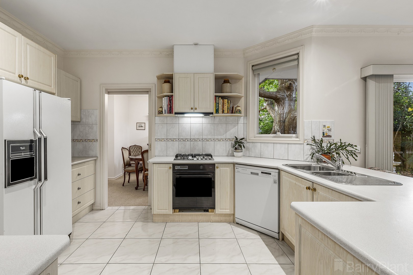 1 Bromley CloseHeathmont, VIC 3135, Heathmont - Thumbnail 2