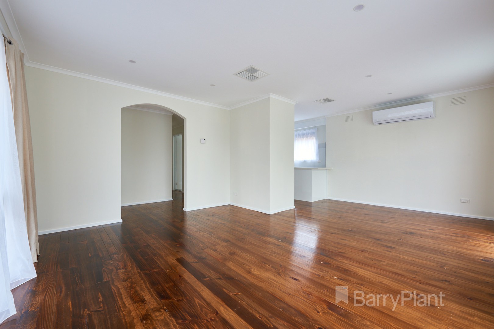 2 Clay CourtNoble Park North, VIC 3174, Noble Park North - Thumbnail 3