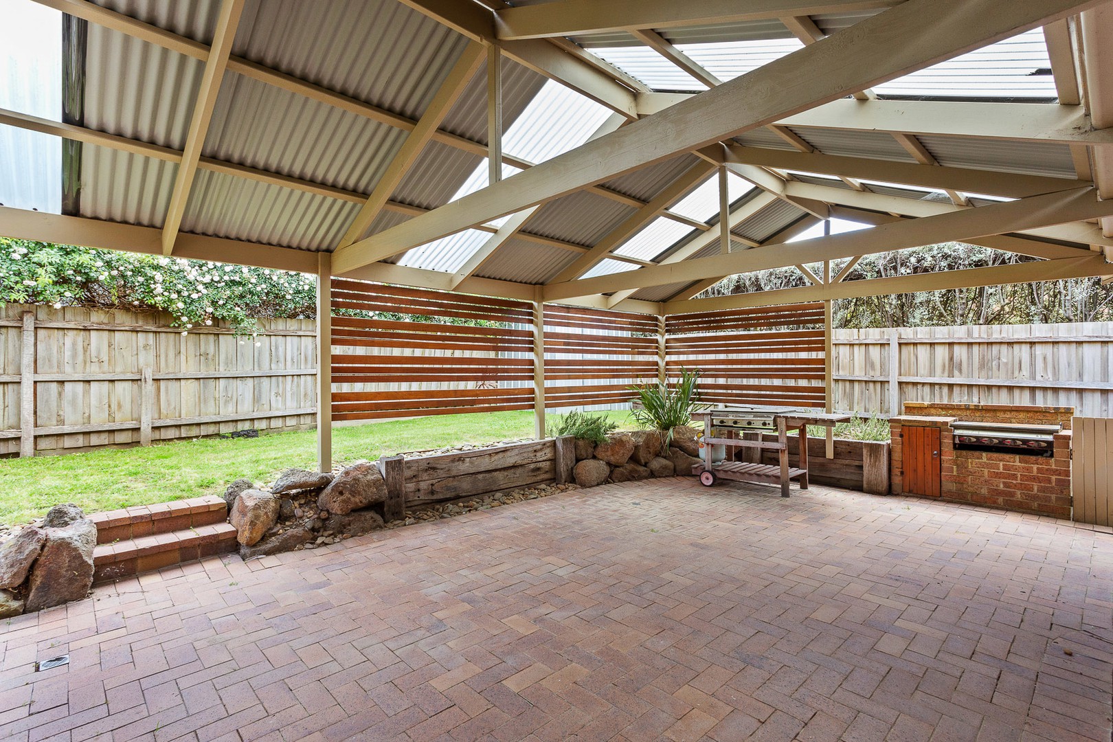 8 Confait CourtBerwick, VIC 3806, Berwick - Thumbnail 8