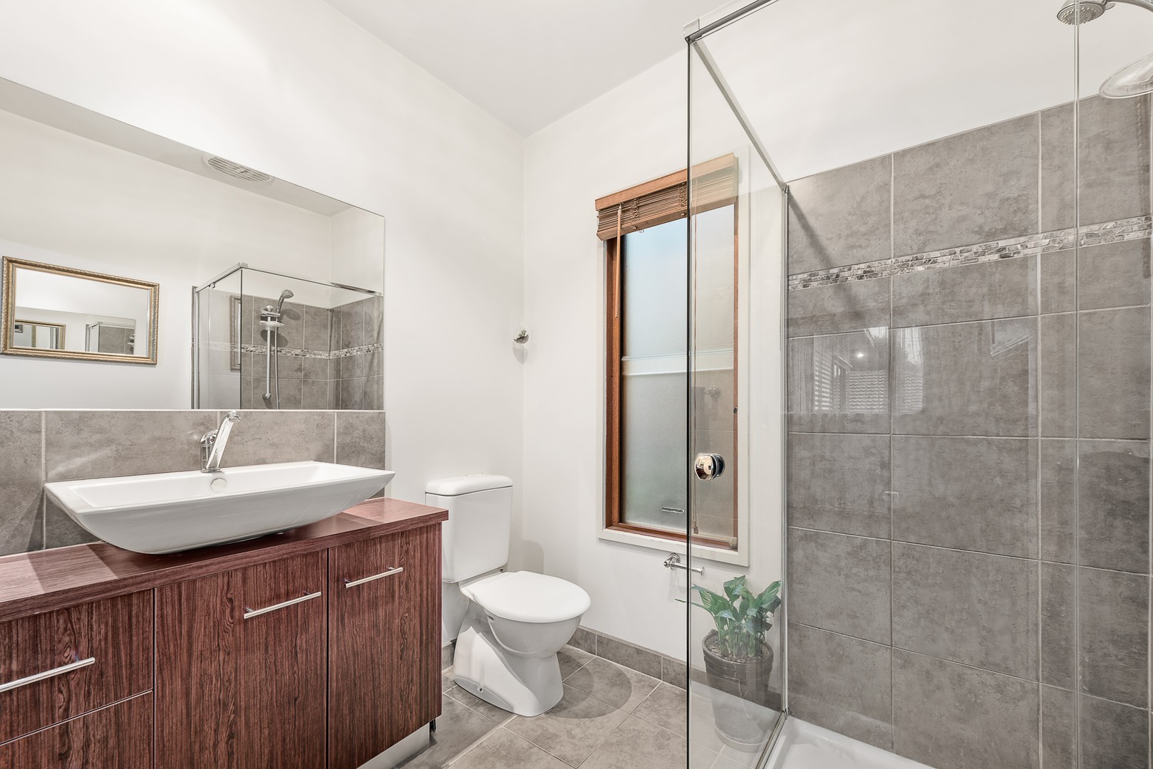 70 Looker Road, Montmorency, VIC 3094, Montmorency - Thumbnail 6