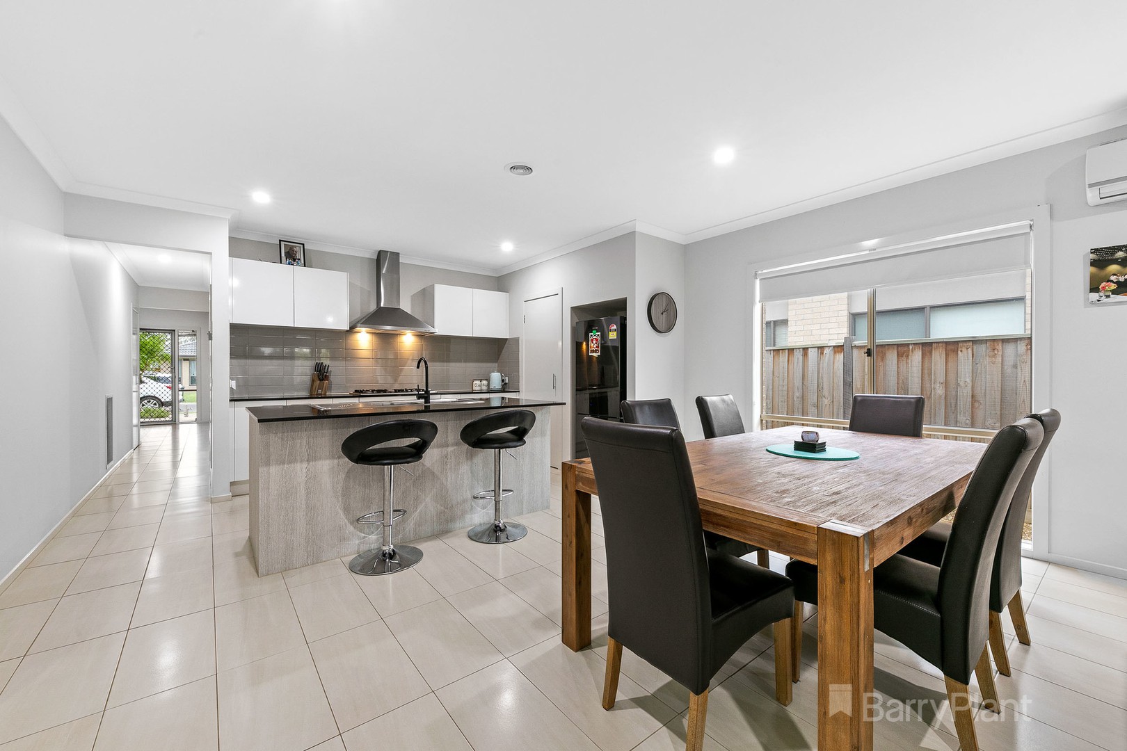 17 Warrego CircuitSandhurst, VIC 3977, Sandhurst - Thumbnail 3