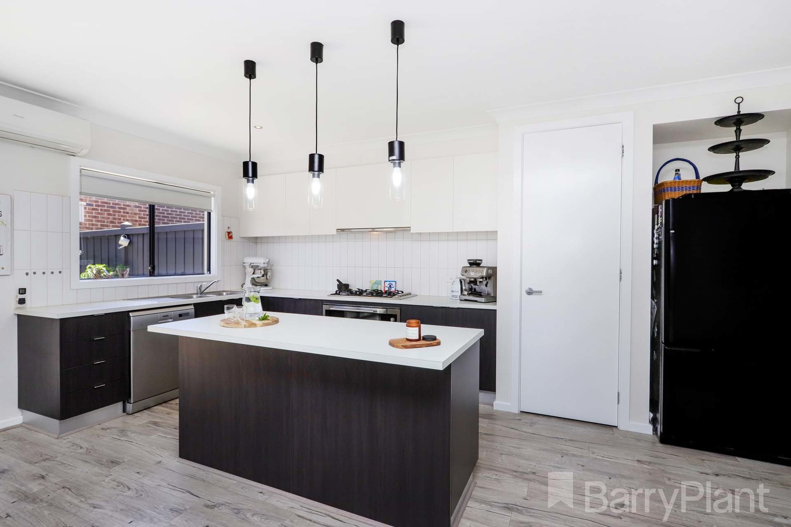 20 Rosette ParadeMickleham, VIC 3064, Mickleham - Thumbnail 5