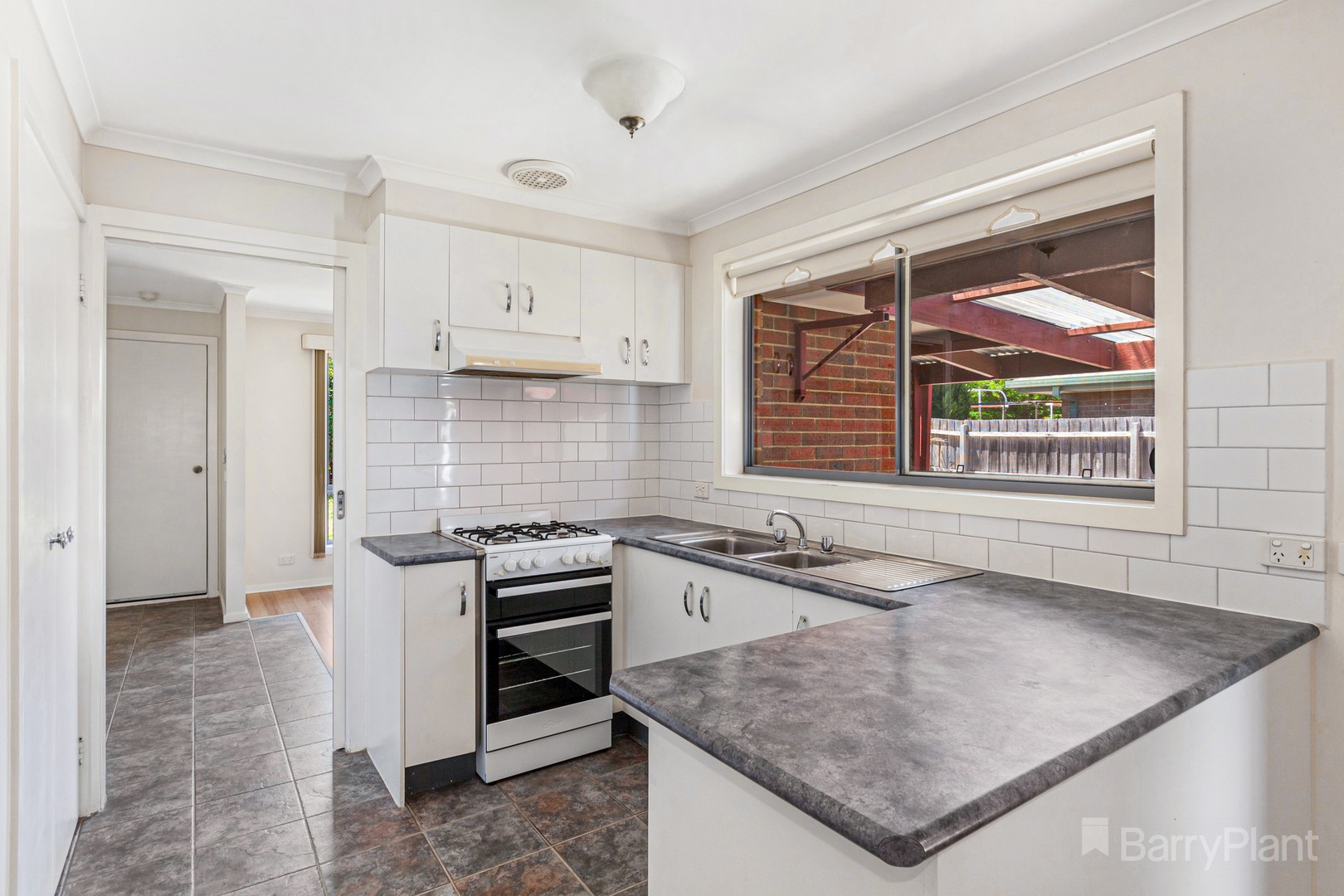 71 Duke StreetWallan, VIC 3756, Wallan - Thumbnail 3