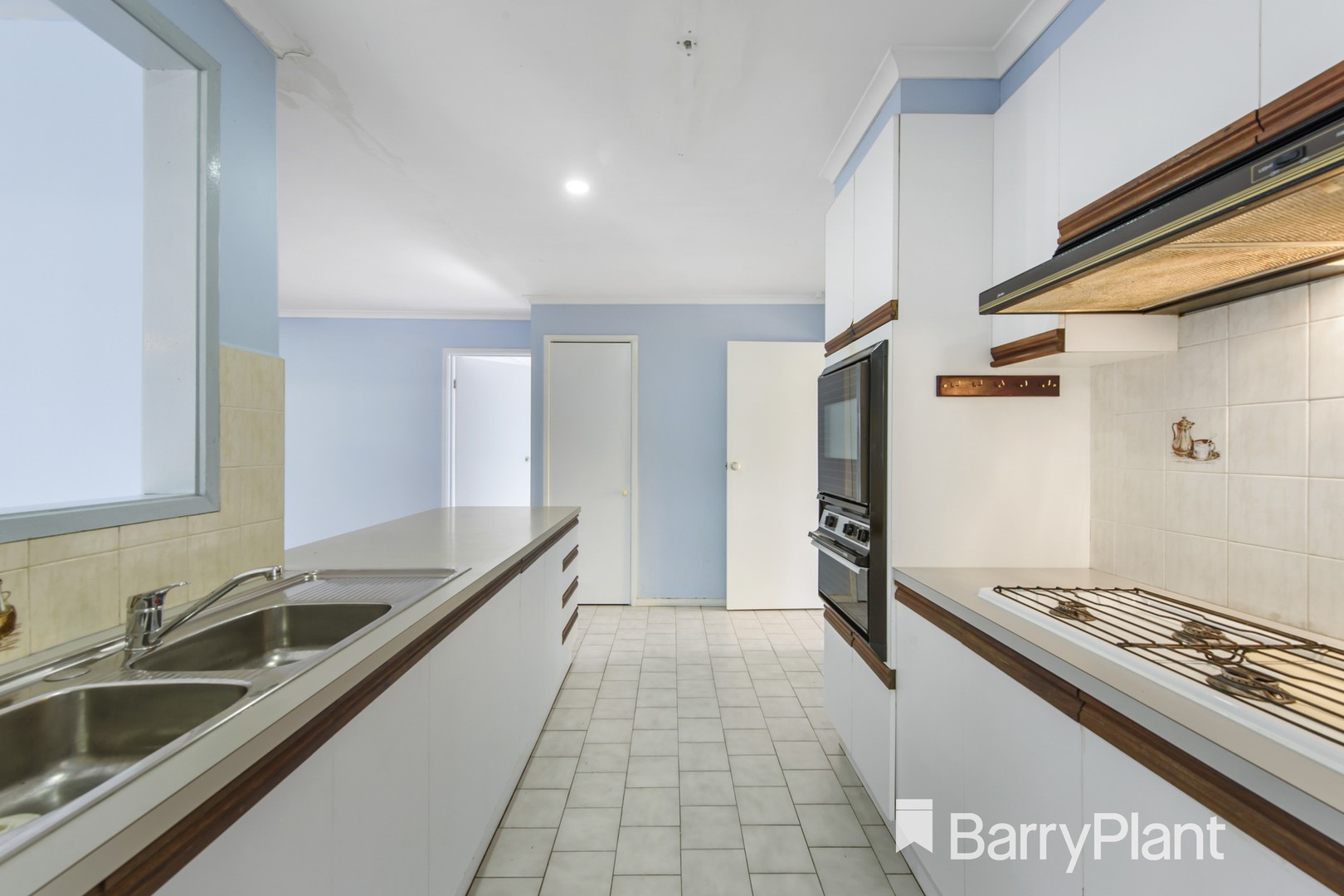 17 Burge CrescentHoppers Crossing, VIC 3029, Hoppers Crossing - Thumbnail 4