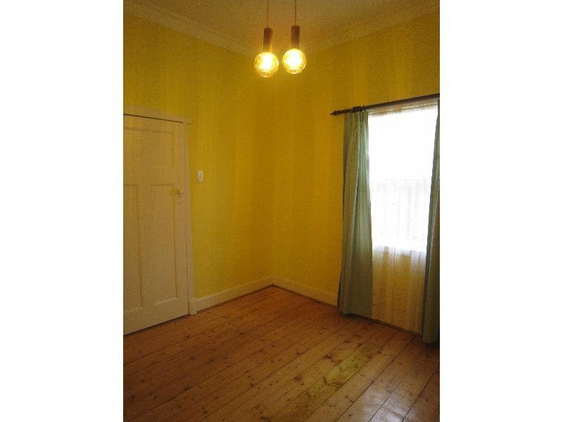 87 Donne Street, Coburg, VIC 3058 - Thumbnail 2 - 10/11/2020