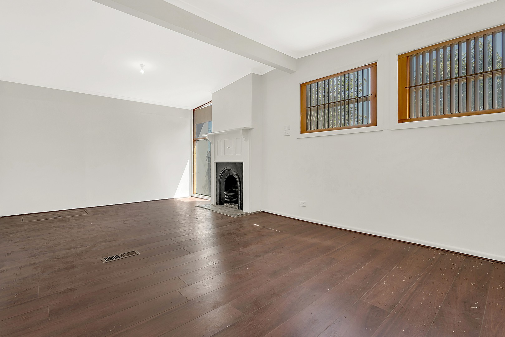 16 Nutwood StreetReservoir, VIC 3073, Reservoir - Thumbnail 4