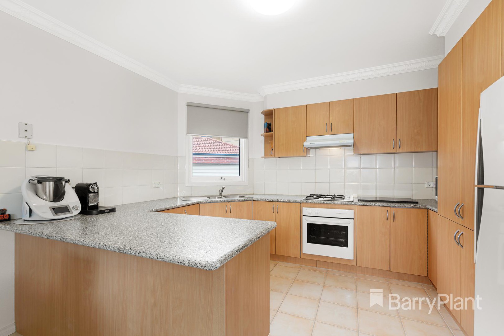 2a Fernside AvenueBriar Hill, VIC 3088, Briar Hill - Thumbnail 3