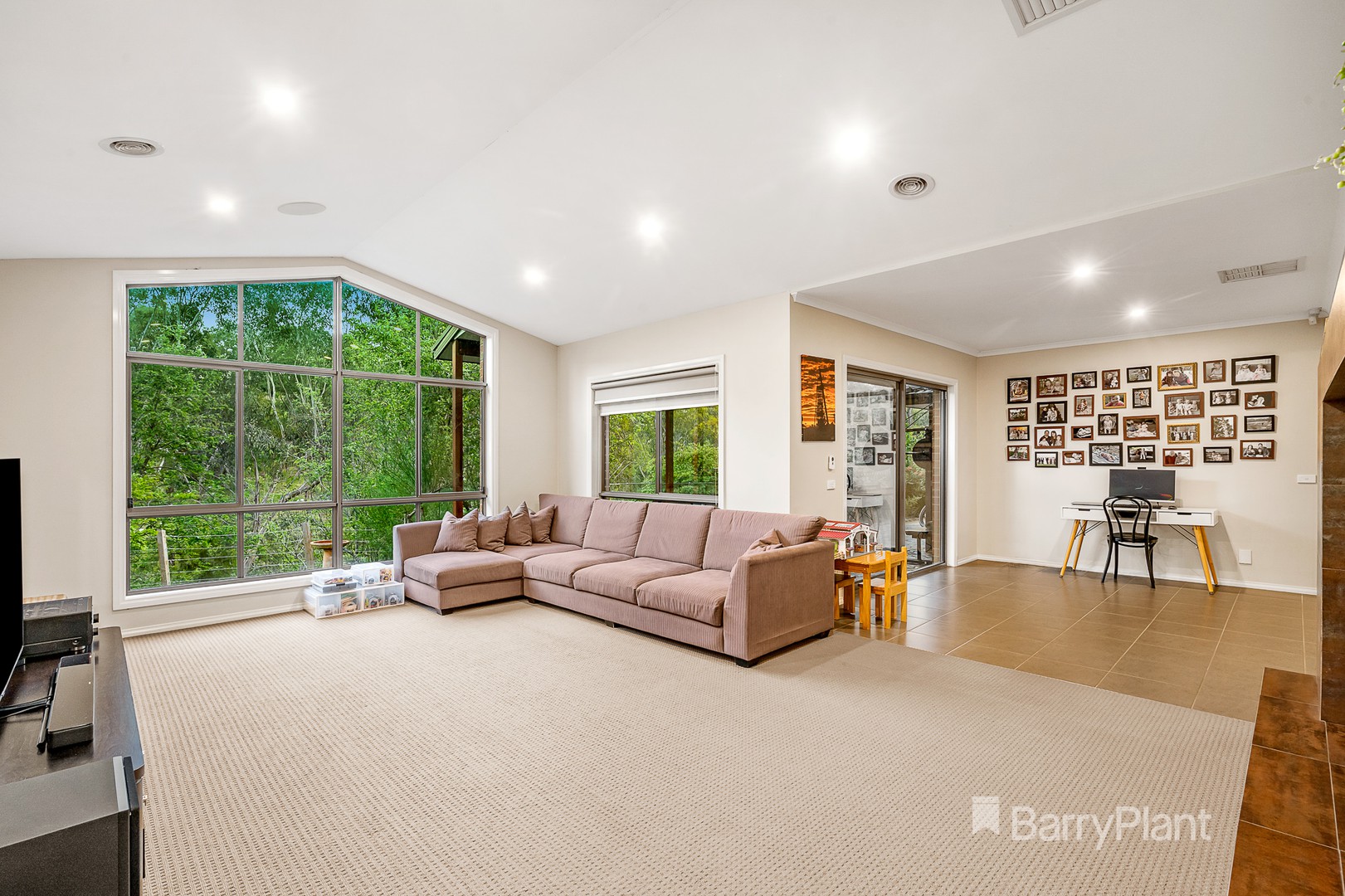 63 Flannery Court, Warrandyte, VIC 3113, Warrandyte - Thumbnail 2