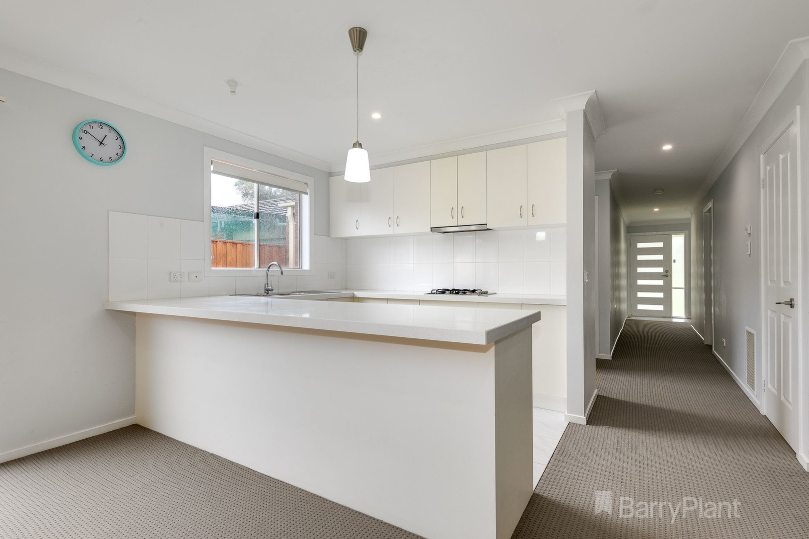 124 Toomuc Valley Road, Pakenham, VIC 3810 - Thumbnail 2 - 10/11/2020