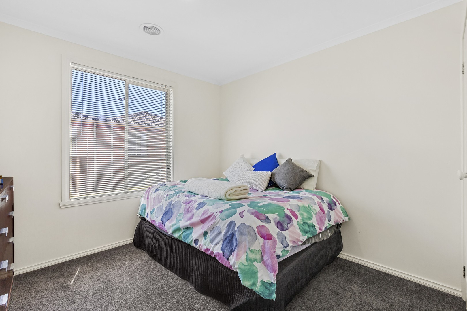 66 Village AvenueTaylors Lakes, VIC 3038, Taylors Lakes - Thumbnail 6