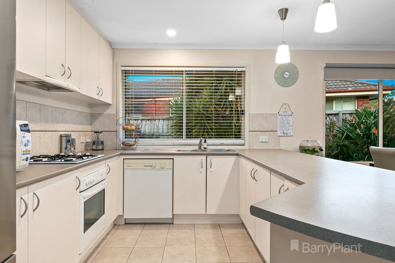 40 Kingston AvenueNarre Warren South, VIC 3805, Narre Warren South - Thumbnail 3