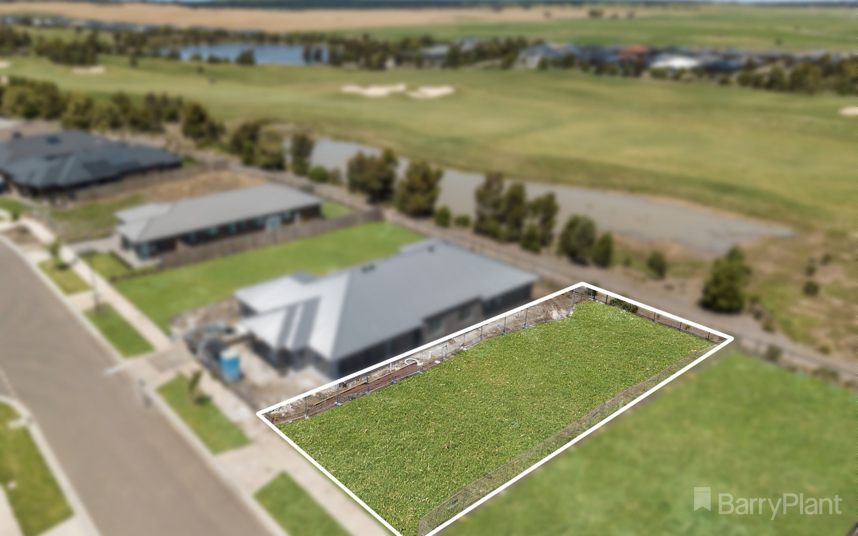 70 Lucknow Drive, Beveridge, VIC 3753 - Thumbnail 2 - 12/11/2020