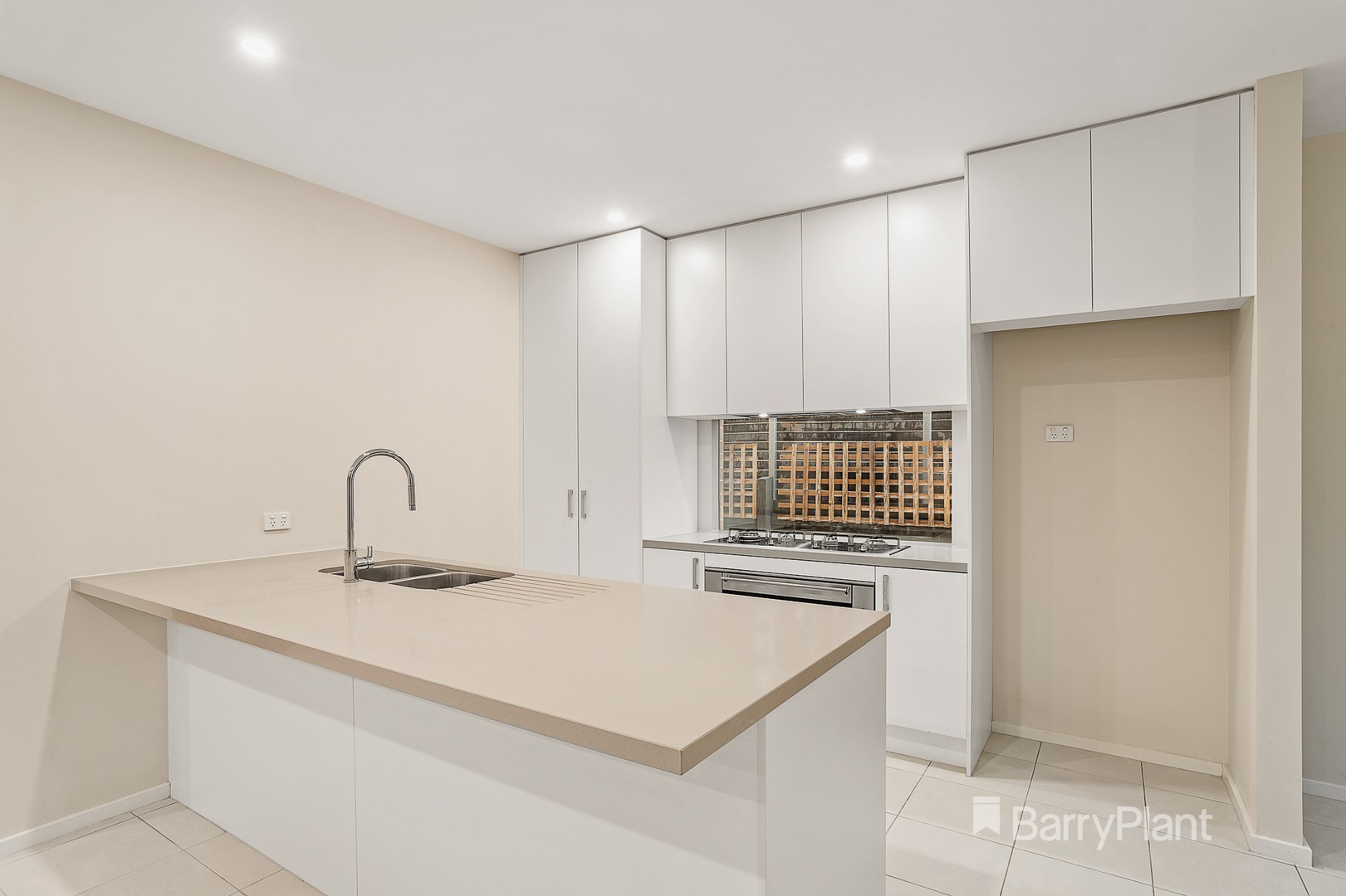 1A Daly Street, Doncaster, VIC 3108, Doncaster East - Thumbnail 3