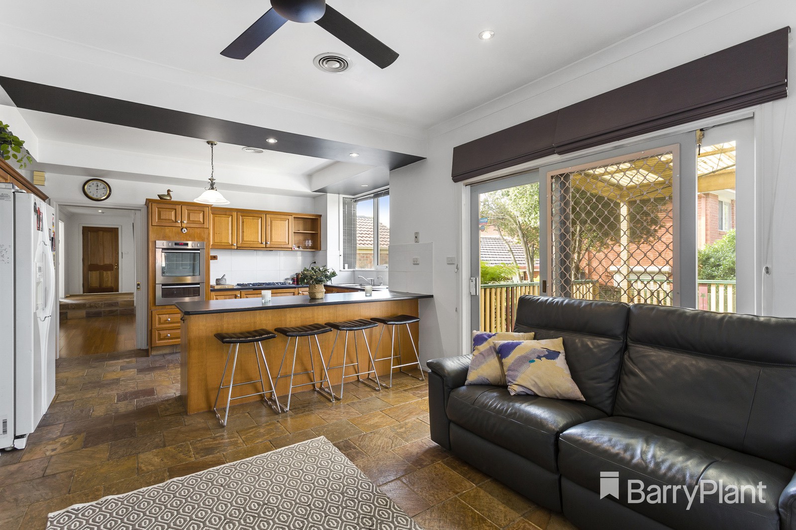 4 Cantala CourtWheelers Hill, VIC 3150, Wheelers Hill - Thumbnail 3