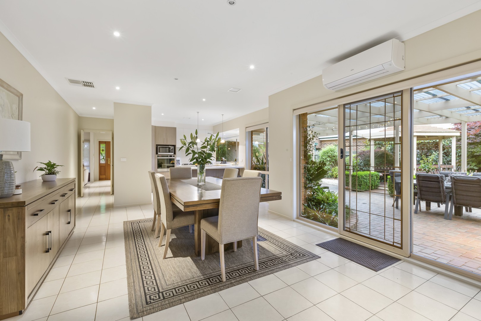 16 Panamuna AvenueTaylors Lakes, VIC 3038, Taylors Lakes - Thumbnail 5