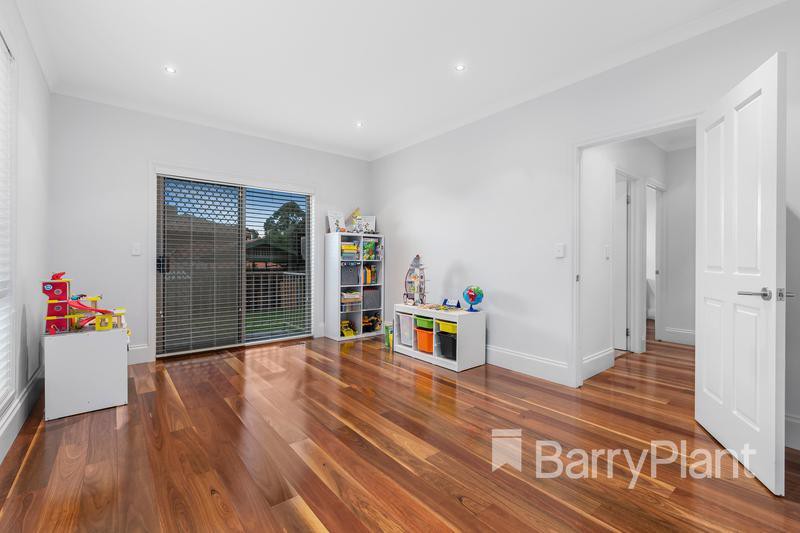 5 Hilliana WatersMill Park, VIC 3082, Mill Park - Thumbnail 6