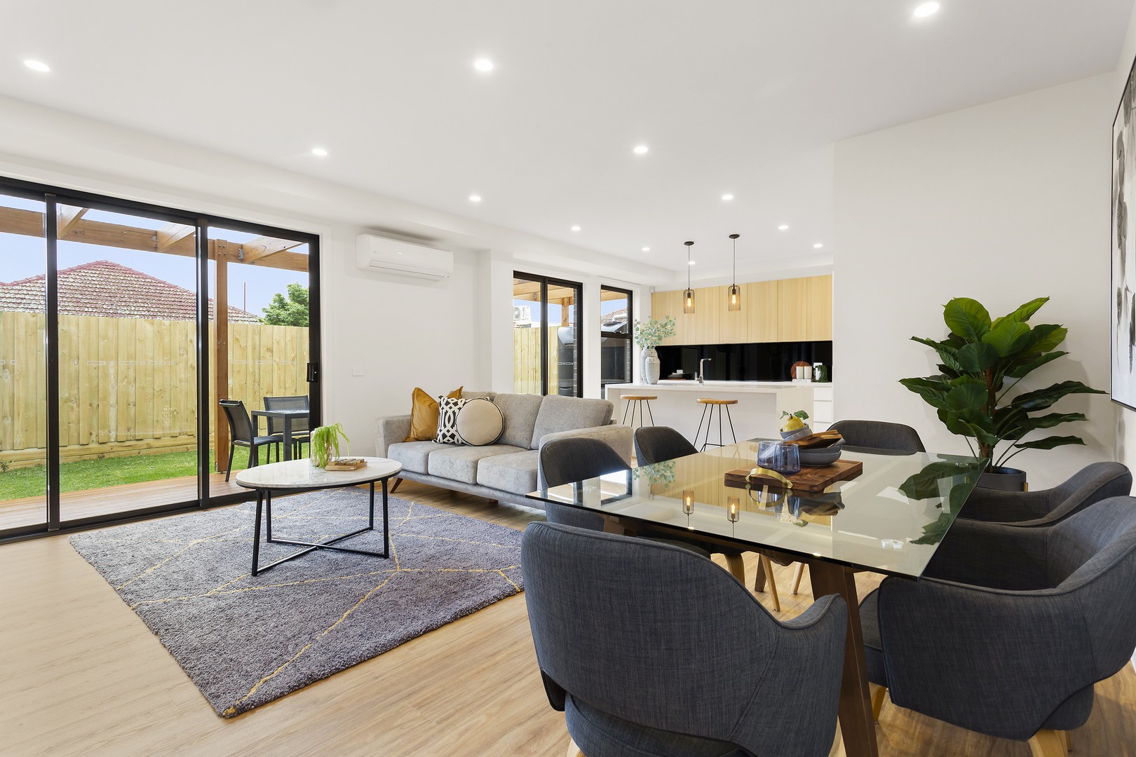 3/21 Golf Links AvenueOakleigh, VIC 3166, Oakleigh - Thumbnail 2