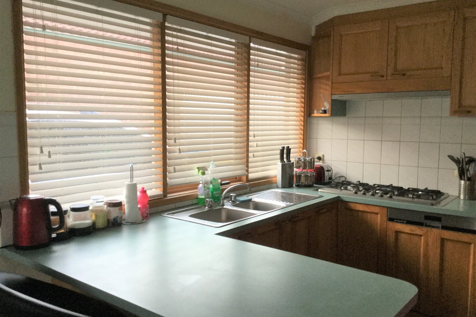 17 Potomac Close, Werribee, VIC 3030 - Thumbnail 1 - 18/11/2020