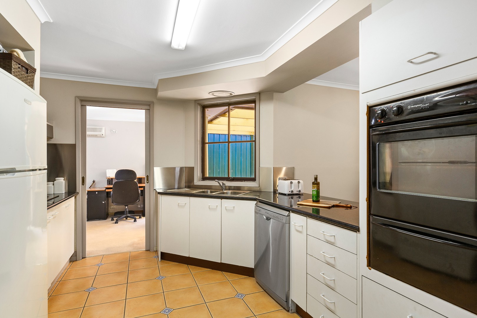 10 Howard CourtBayswater North, VIC 3153, Bayswater North - Thumbnail 5