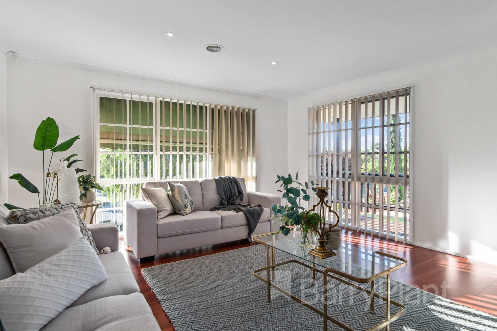 12 Davison CrescentFerntree Gully, VIC 3156, Ferntree Gully - Thumbnail 2