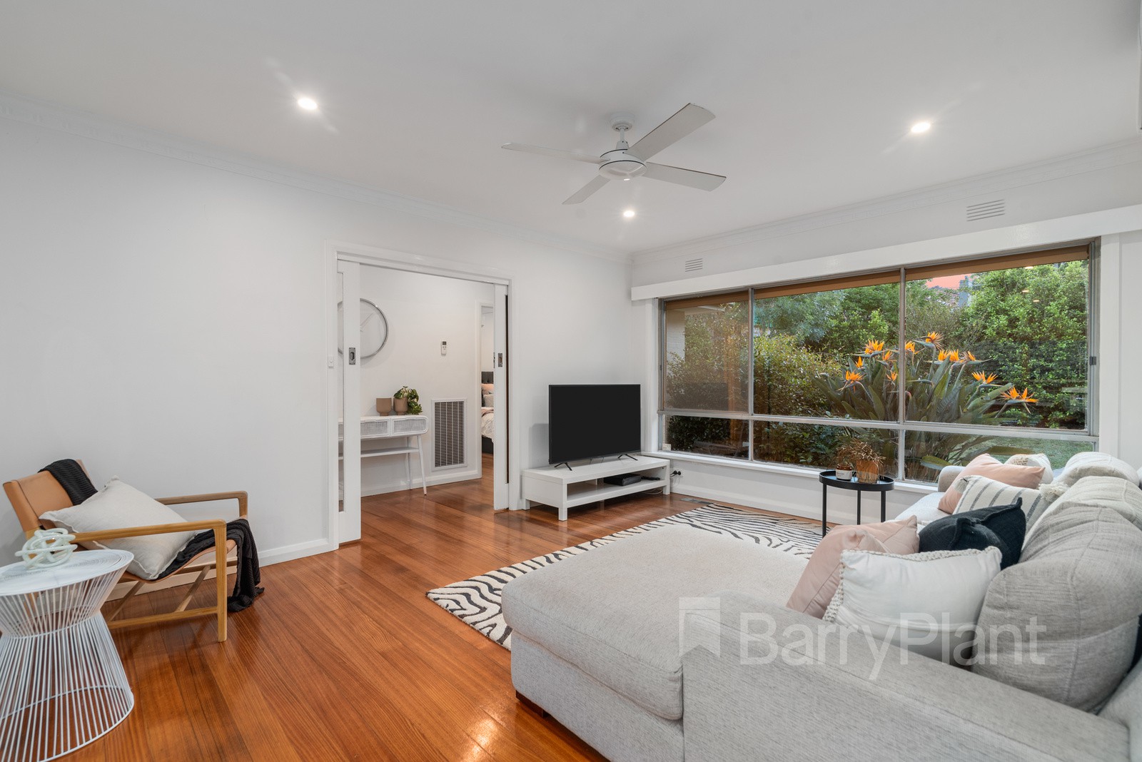 1/7-9 Vernon StreetCroydon, VIC 3136, Croydon - Thumbnail 2