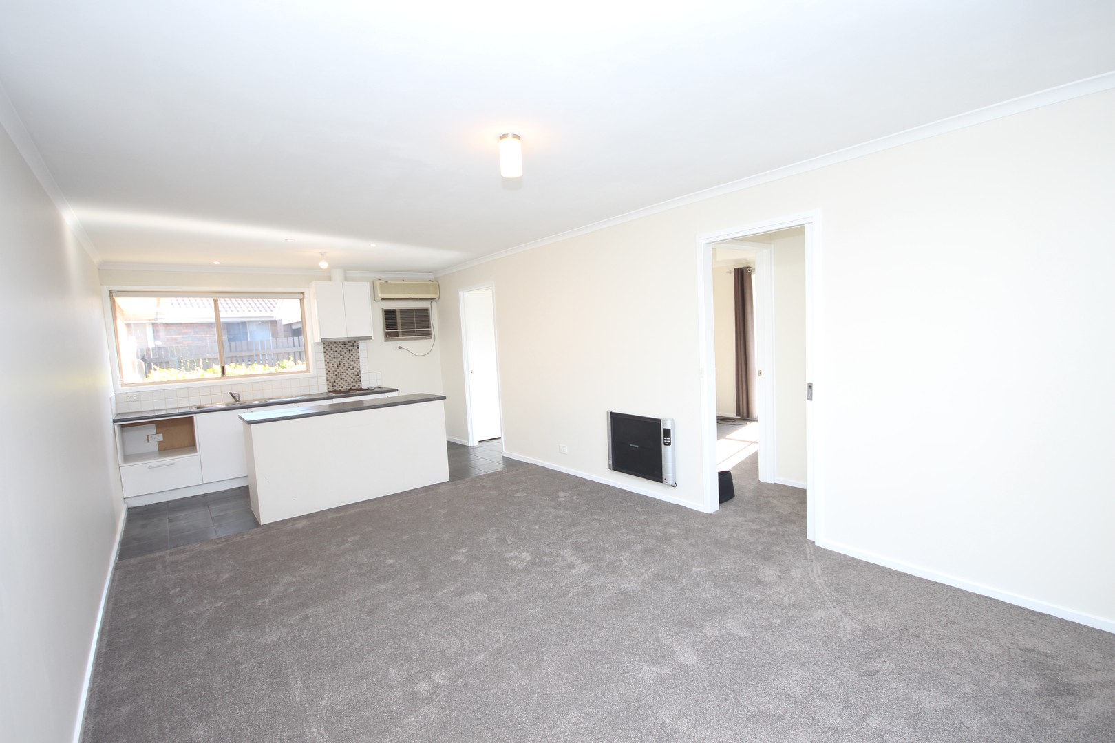 2/260 High Street, Belmont, VIC 3216 - Thumbnail 2 - 19/11/2020