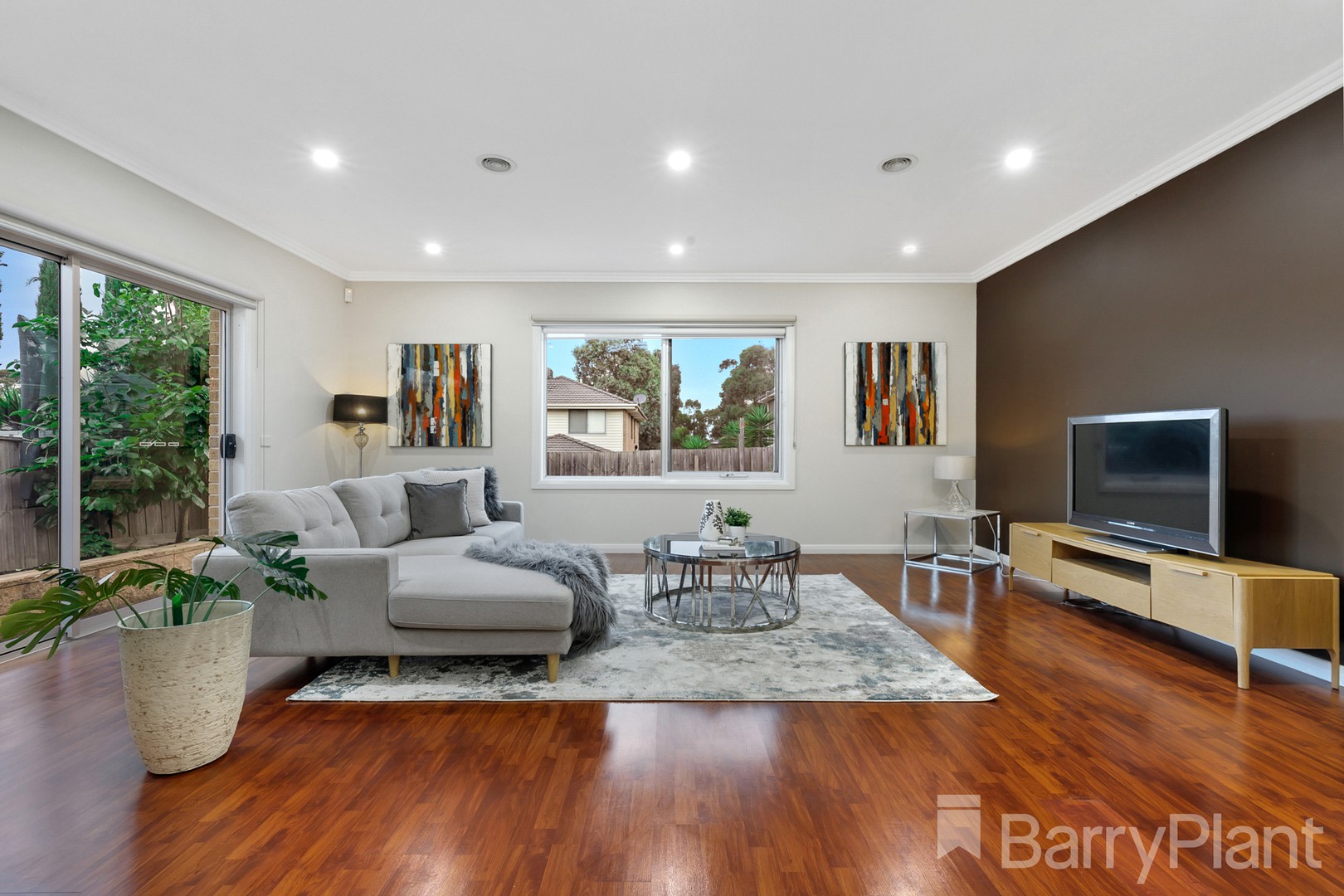 72 Worcester CrescentBundoora, VIC 3083, Bundoora - Thumbnail 8