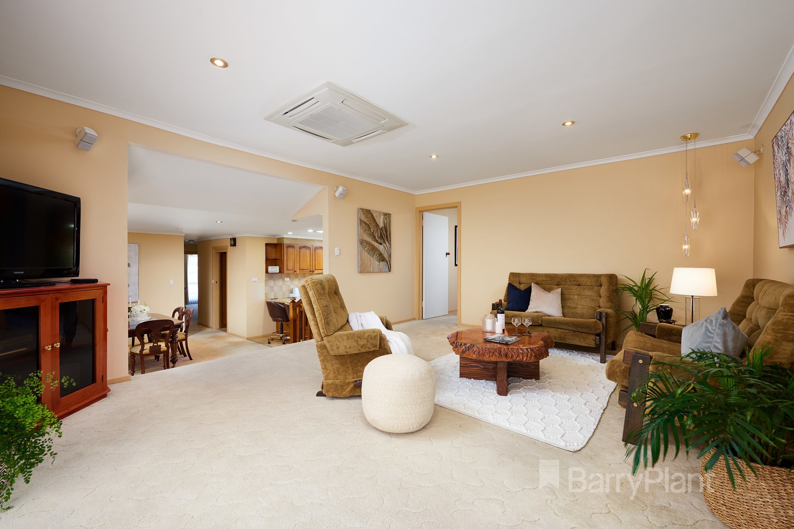 77 Bundeena AvenueKeysborough, VIC 3173, Keysborough - Thumbnail 5