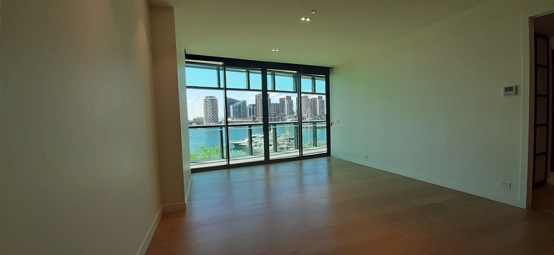 22/9 Waterside Place, Docklands, VIC 3008 - Thumbnail 2 - 20/11/2020