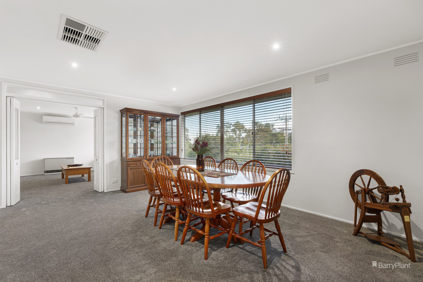 55 Medbury AvenueGreensborough, VIC 3088, Greensborough - Thumbnail 4