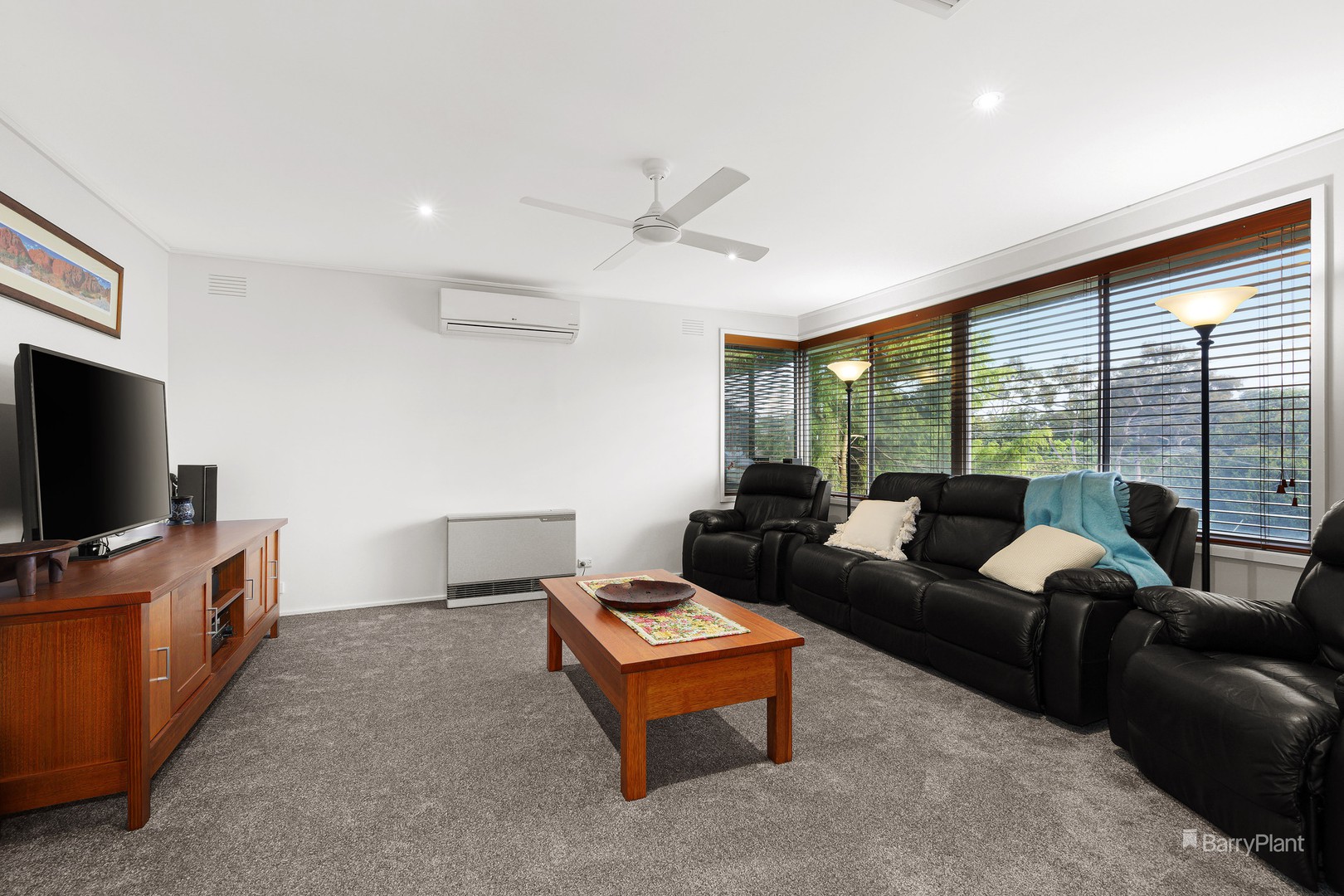 55 Medbury AvenueGreensborough, VIC 3088, Greensborough - Thumbnail 5