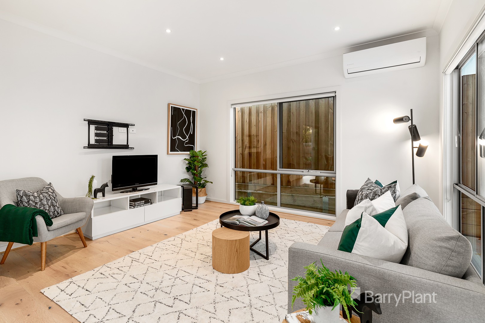 4/37 Rennison Street, Parkdale, VIC 3195 - Thumbnail 2 - 20/11/2020